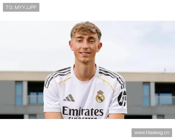 皇马从绝对王者到竞争者:争冠形势与赛季走势面临新考验 皇马从绝对王者到竞争者:争冠形势与赛季走势面临新考验