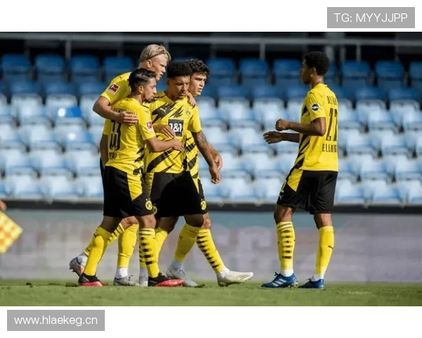 多特蒙德进攻依旧犀利,但防守失衡问题持续,稳定性面临考验 多特蒙德进攻依旧犀利,但防守失衡问题持续,稳定性面临考验